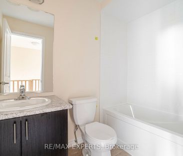 For Lease - 402 Okanagan Path, Oshawa, Ontario - Photo 6
