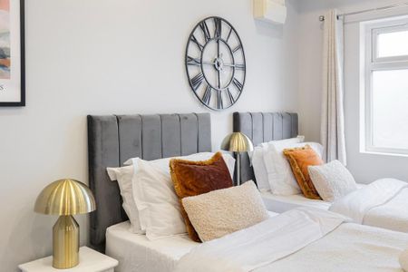 1 bedroom serviced apartment to rent - Photo 5