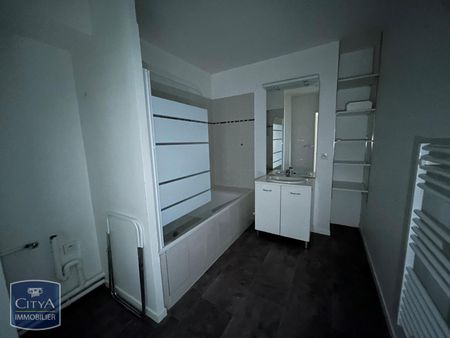 Location Appartement 2 pièces 45m² CHOISY LE ROI 94600 - Photo 3