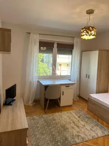 Apartament cu 2 camere, ideal pentru Studenti, Medici Rezidenti, UMF, Cornisa - Fotografie 5