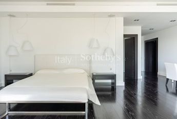 Maestosa villa sulle colline di Lucca