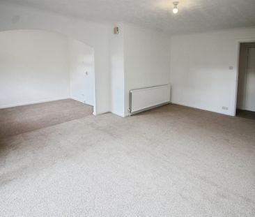 Cherrywood Gardens, Leeds - Photo 3