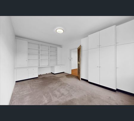 1/400 Barkly Street, Elwood, Vic 3184 - Photo 3