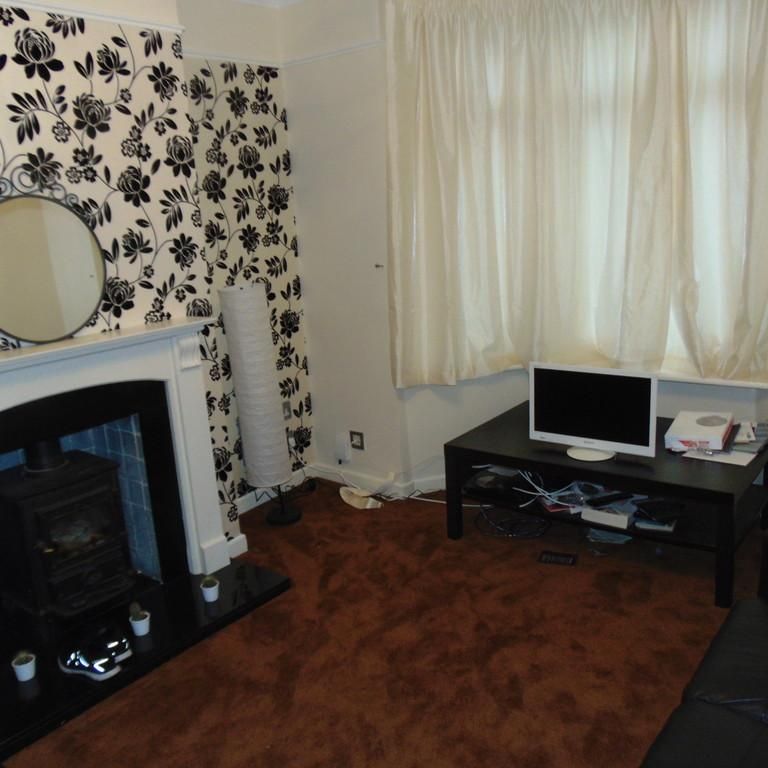 3 bedroom terraced house to rent - Photo 1