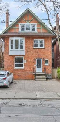 Renovated 2 Bedroom Basement Apartment: Bloor and Spadina - Photo 1