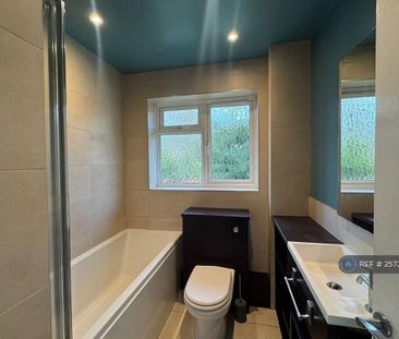 2 bedroom maisonette to rent - Photo 1