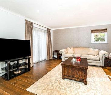 Eskdale Gardens, Maidenhead, Berkshire, SL6 - Photo 3