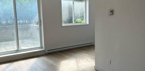 41/2 à louer St-Bruno / St-Basile libre immédiatement - Photo 2