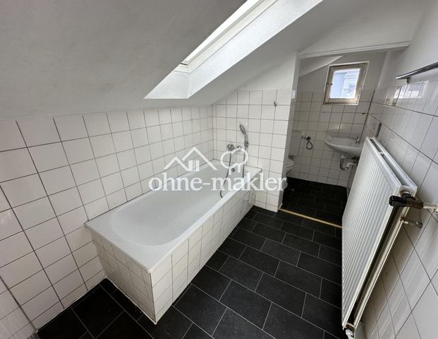 WG geeingnet! 3-Zimmer-Wohnung in historischem Fachwerkhaus – Steinstraße 11, Recklinghausen - Photo 1