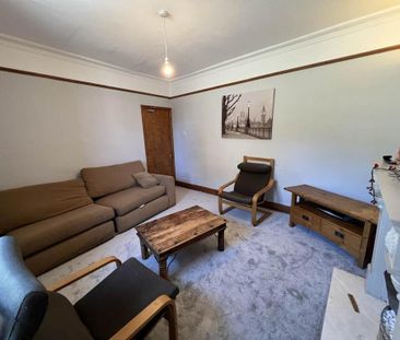 6 bedroom house to rent - Photo 1