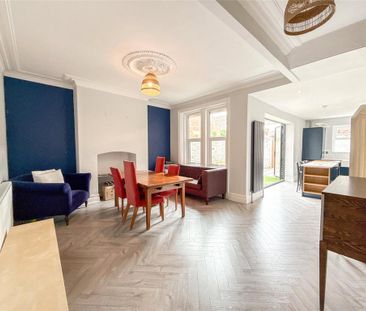 4 bedroom terraced house to rent - Photo 5