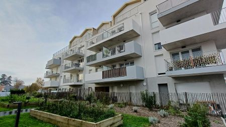 location Appartement T3 DE 75.36m² À REZÉ - Photo 2