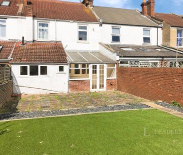 3 bedroom terraced house to rent - Photo 6