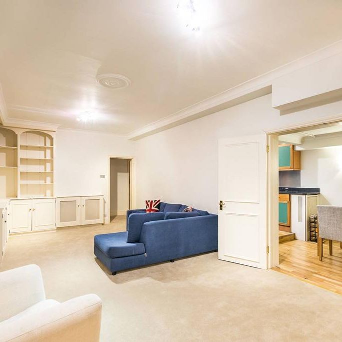 2 bedroom flat to rent - Photo 1