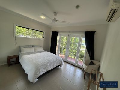 Spacious 4-Bedroom Furnished Home in Jubilee Pocket - Photo 4