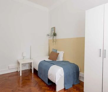 Avenida da Igreja, Lisbon, Lisbon 1700 - Photo 6