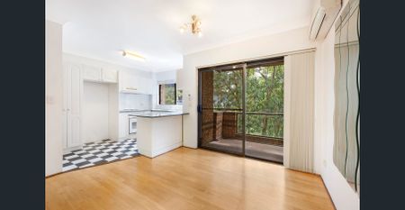 TWO BEDDER WITH THREE BALCONIES! - Photo 3