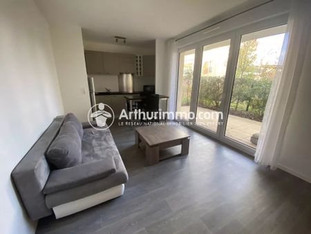 Location Appartement 2 pièces 41 m2 à Saint-Pierre-du-Perray - Photo 2