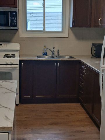 For Lease - 4492 DORCHESTER Road Unit# Main Floor, Niagara Falls, Ontario - Photo 5