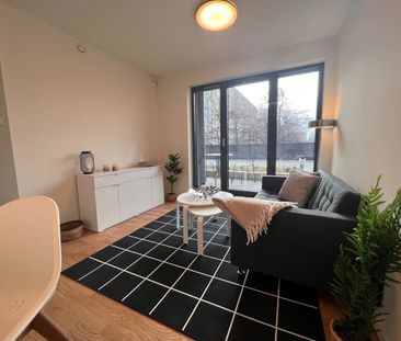 Köpenicker Str. 102: LUXUS 2-Zi-Whg + SÜD-Terrasse - per 01.12.25 - Photo 1