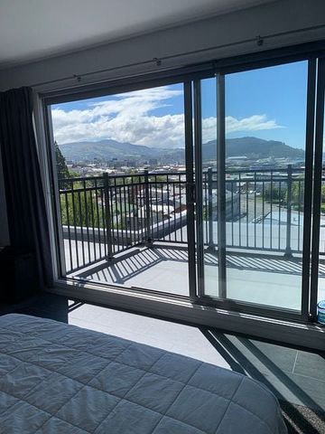 Harbour views 5 mins from CBD - Photo 3