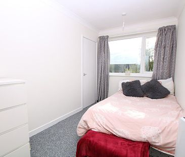 2 bedroom maisonette to rent - Photo 4