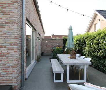 Instapklare woning op een boogschut van het centrum Zomergem - Photo 3