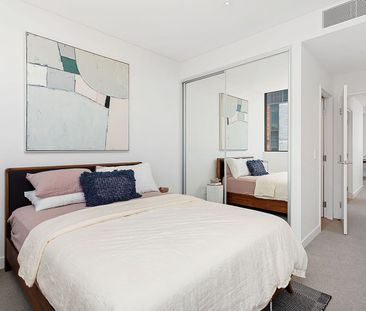 Low maintenance luxury in Claremont - Photo 6