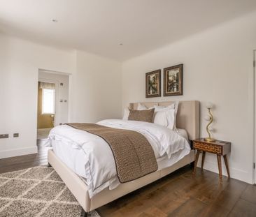 5 bedroom detached house to rent - Photo 1