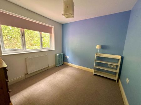 3 bedroom terraced house to rent - Photo 3