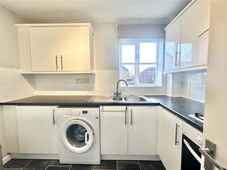 2 bedroom maisonette to rent - Photo 4