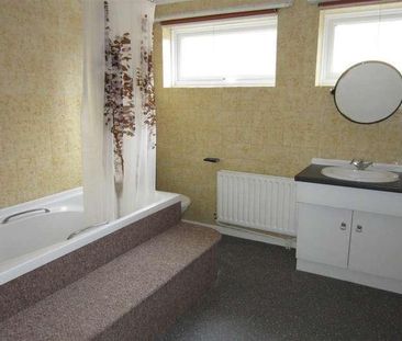 Cemetery Road, Lakenheath, IP27 - Photo 4