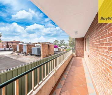 Premium Two Bedroom Apartment Moments from Parramatta CBD - 950M To... - Photo 3