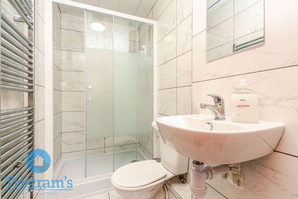 Charnock Avenue, Lenton, NG8 - Photo 1