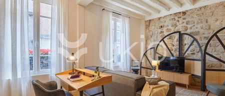 Appartement • Les Halles - Photo 3