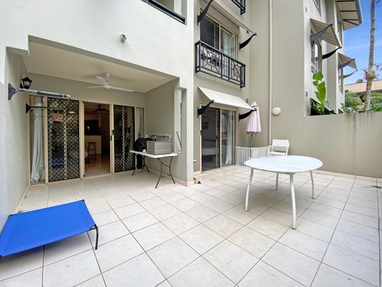 Furnished Apartment in Cairns One – Resort-Style Living - Photo 1