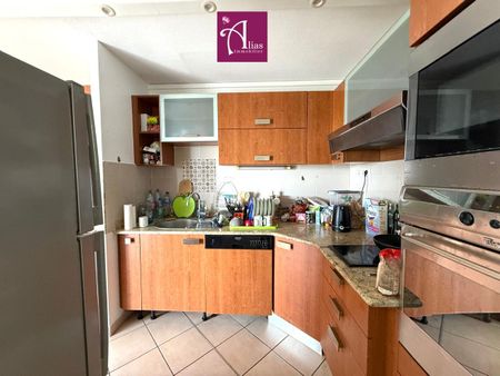 Location Appartement 2 pièces 68m² LE GOSIER 97190 - Photo 3