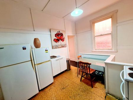 Crows Nest - Photo 5