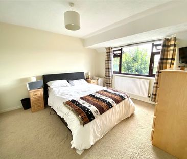 Brutton Way, Chard, Somerset, TA20 - Photo 4