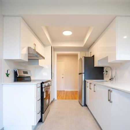 🏡 1 chambre lumineuse |1 400 $/mois | $1246/mois - Photo 3