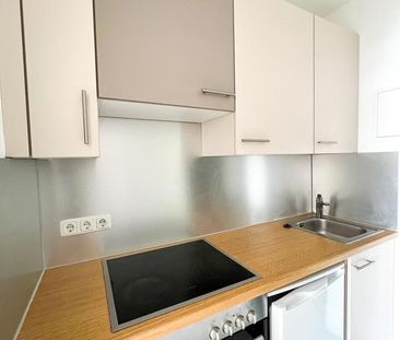 Möblierte 1-Zimmer Wohnung am Kolumbusplatz zu vermieten! - Photo 1