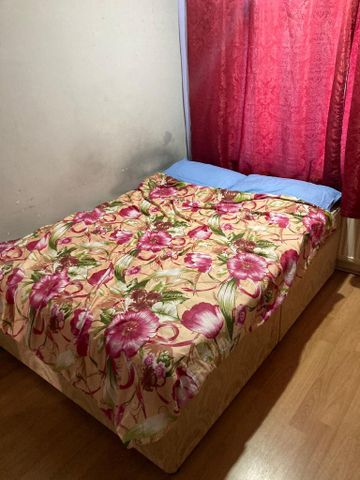 1 bedroom in a flat share to rent - Photo 4