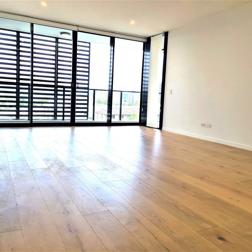 1 Bedroom Apartment - 100m from the Beach - Photo 1