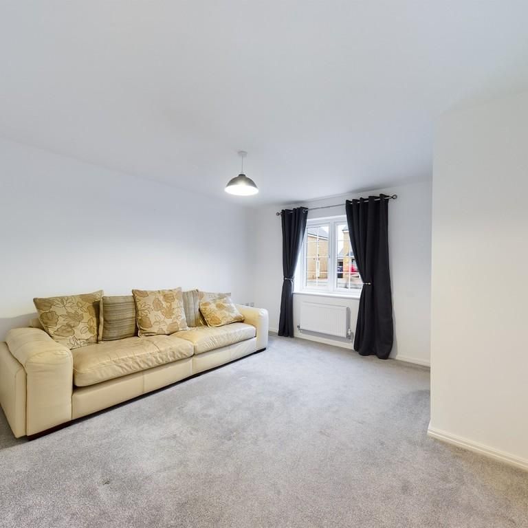 3 bedroom terraced house to rent - Photo 1