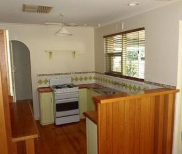 Family home in great location - Photo 1