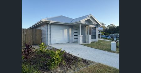 Fresh Living, Bushland Bliss - Photo 4