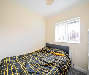 3 bedroom terraced house to rent - Photo 3