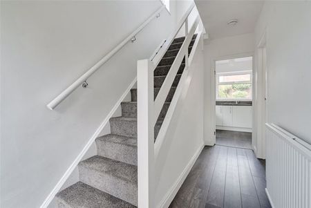 Chetwyn Avenue, Bromley Cross, Bolton - Photo 4