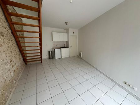 Location Appartement 1 pièce 25m² TOURS 37000 - Photo 4