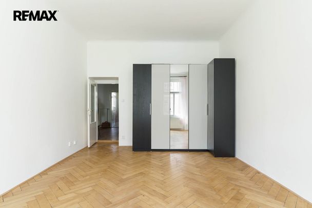 Pronájem bytu 3+1 103 m² - Photo 1